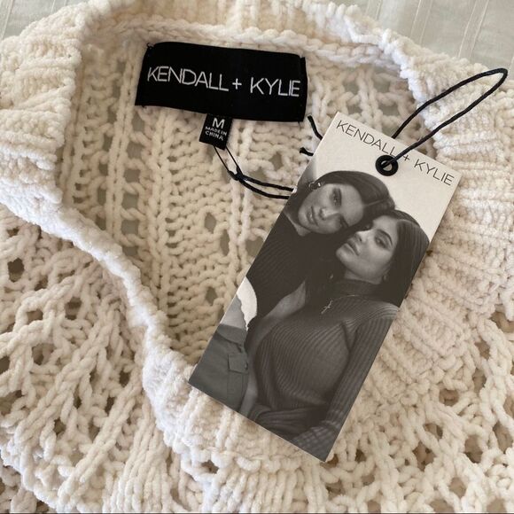 Kendall & Kylie Sweater - Picture 11 of 11